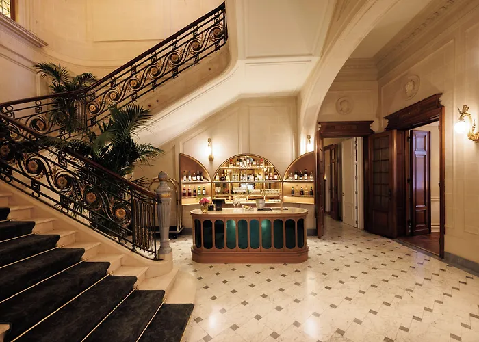 Hotel Fleur De Ville